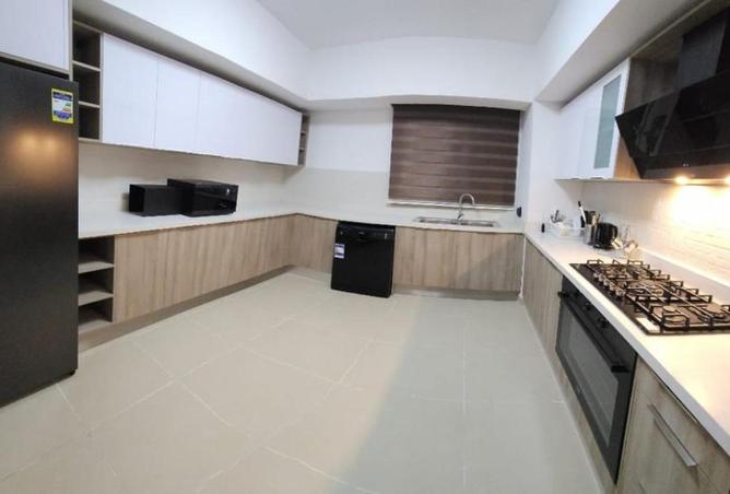 8592306 - Property Image 2