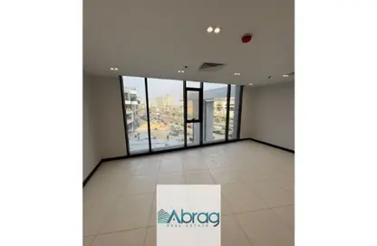 Clinic - 2 Bedrooms - 1 Bathroom for rent in Central Avenue - 2nd District - Sheikh Zayed City - Giza