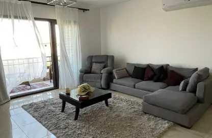 شقة - 2 غرف نوم - 2 حمامات للايجار في مون ريزيدنس - فيفث سكوير - التجمع الخامس - مدينة القاهرة الجديدة - القاهرة