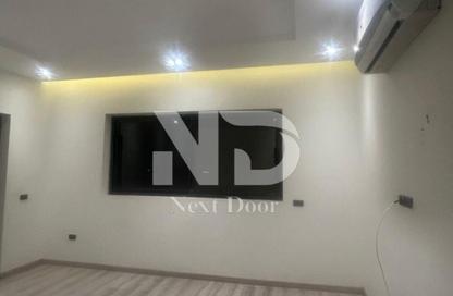 Apartment - 3 Bedrooms - 2 Bathrooms for rent in Lake View Residence - 5th Settlement Compounds - The 5th Settlement - New Cairo City - Cairo Apartment - 3 Bedrooms - 2 Bathrooms for rent in Lake View Residence - 5th Settlement Compounds - The 5th Settlement - New Cairo City - Cairo