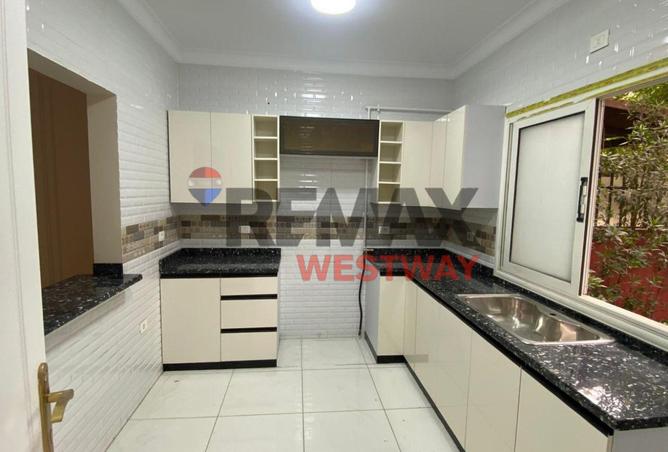 8573000 - Property Image 3