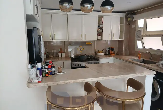 104043742 - Property Image 2