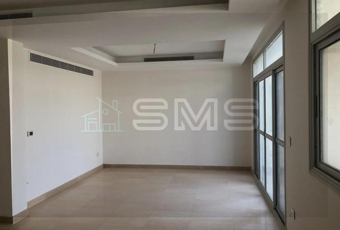 97137412 - Property Image 2
