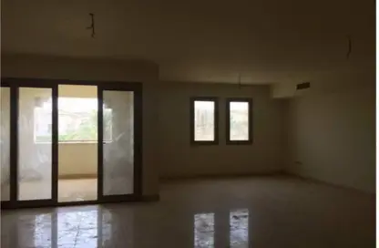 Apartment - 2 Bedrooms - 3 Bathrooms for sale in The Fourteen Golf Residences - Uptown Cairo - Mokattam - Cairo