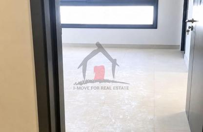 Clinic - Studio - 1 Bathroom for sale in New Giza - Cairo Alexandria Desert Road - 6 October City - Giza
