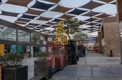 محل تجاري - استوديو - 1 حمام للايجار في ووك اوف كايرو - كمبوندات الشيخ زايد - الشيخ زايد - الجيزة