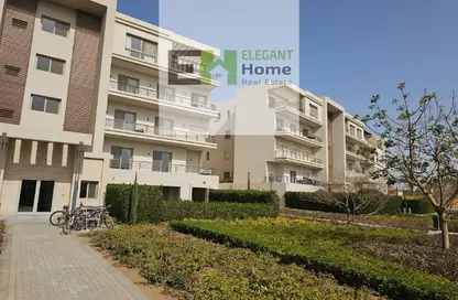 Apartment - 2 Bedrooms - 2 Bathrooms for rent in The Fourteen Golf Residences - Uptown Cairo - Mokattam - Cairo