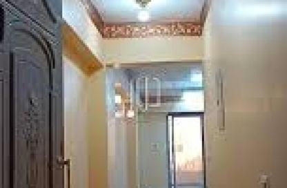 Apartment - 3 Bedrooms - 1 Bathroom for rent in Al Mansoura - Al Daqahlya