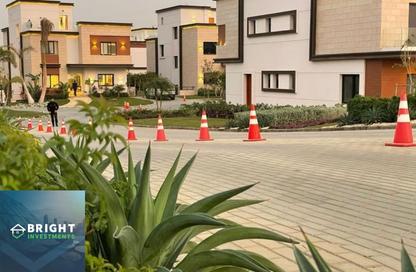 Villa - 5 Bedrooms - 5 Bathrooms for sale in Azzar - 5th Settlement Compounds - The 5th Settlement - New Cairo City - Cairo