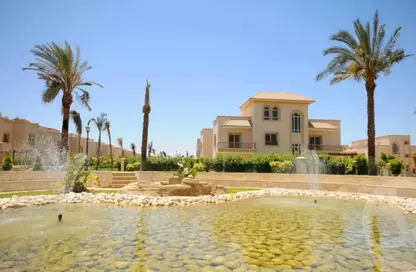 Twin House - 5 Bedrooms - 4 Bathrooms for sale in Greens - 6th District - Sheikh Zayed City - Giza