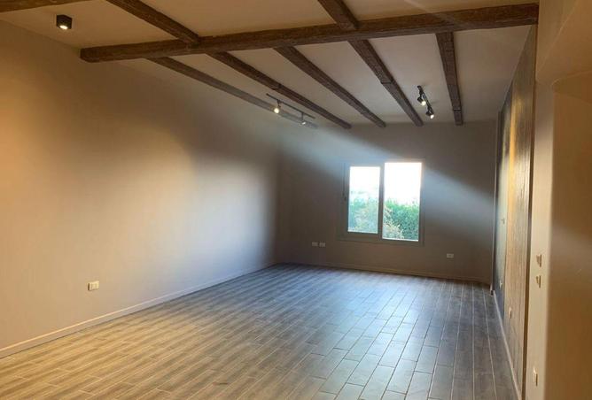 71398956 - Property Image 2