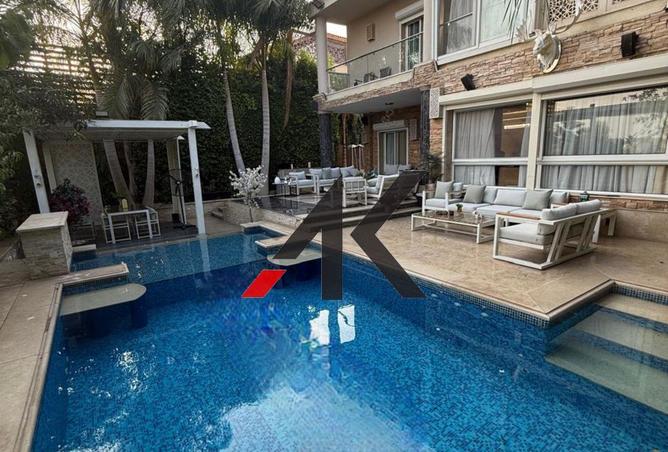 8710015 - Property Main Image