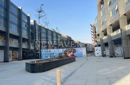 Retail - Studio - 1 Bathroom for rent in Three Sixty - 5th Settlement Compounds - The 5th Settlement - New Cairo City - Cairo