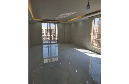 شقة - 3 غرف نوم - 2 حمامات للايجار في تاج سلطان - الطريق الدائري - القاهرة