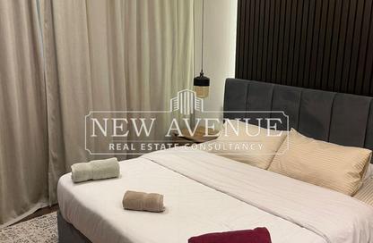 Apartment - 2 Bedrooms - 2 Bathrooms for sale in Palm Hills Village Gate - South Investors Area - New Cairo City - Cairo