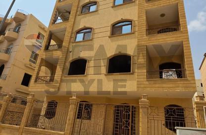 Apartment - 3 Bedrooms - 3 Bathrooms for sale in 9th District - Shorouk City - Cairo