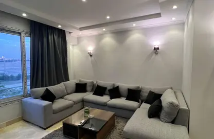 شقة - غرفة نوم - 1 حمام للايجار في فيلدج جيت - المستثمرين الجنوبية - مدينة القاهرة الجديدة - القاهرة