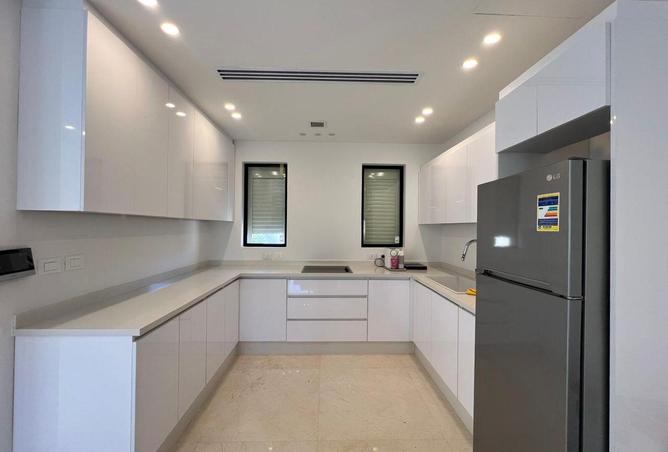 65154352 - Property Image 2