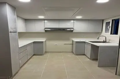 Apartment - 3 Bedrooms - 3 Bathrooms for sale in Pyramids Hills - Cairo Alexandria Desert Road - 6 October City - Giza