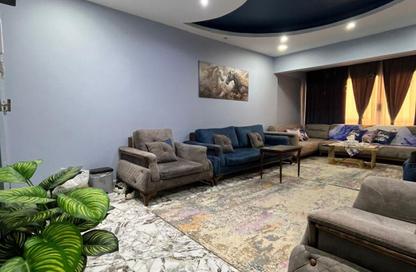 Apartment - 3 Bedrooms - 2 Bathrooms for sale in 1st District - Sheikh Zayed City - Giza
