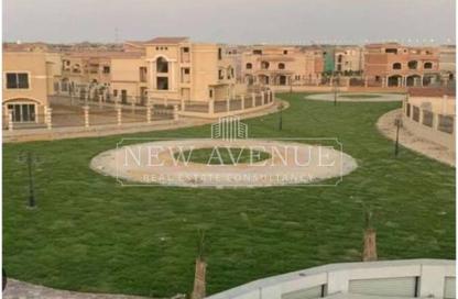 فيلا - 4 - 4 للبيع في الشروق سبرنجز - كمبوندات الشروق - مدينة الشروق - القاهرة