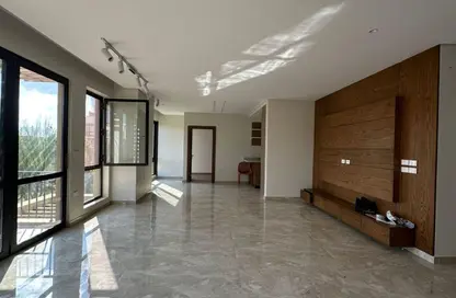 دوبلكس - 4 غرف نوم - 4 حمامات للايجار في 6 ويست - بيفرلي هيلز - كمبوندات الشيخ زايد - الشيخ زايد - الجيزة