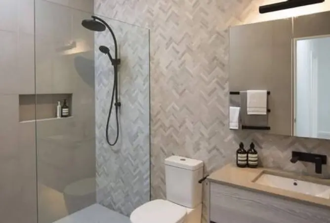 99099918 - Property Image 3