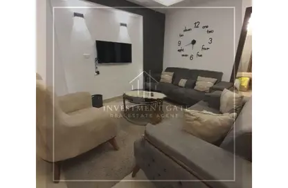 Apartment - 2 Bedrooms - 1 Bathroom for rent in Mohamed Tawfik Wahba St. - 6th Zone - Nasr City - Cairo