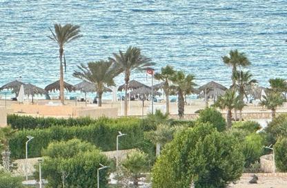 Chalet - 2 Bedrooms - 2 Bathrooms for sale in Koun - Ras Al Hekma - North Coast
