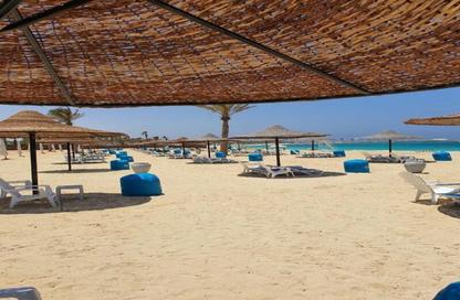 Chalet - 2 Bedrooms - 2 Bathrooms for sale in Koun - Ras Al Hekma - North Coast