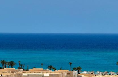 Chalet - 2 Bedrooms - 2 Bathrooms for sale in Koun - Ras Al Hekma - North Coast