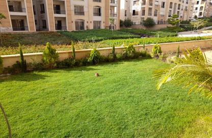 Apartment - 3 Bedrooms - 2 Bathrooms for sale in Stone Residence - 5th Settlement Compounds - The 5th Settlement - New Cairo City - Cairo