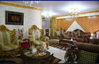 شقة - 3 غرف نوم - 1 حمام للايجار في شارع إسماعيل عيد - كليوباترا - حي شرق - الاسكندرية