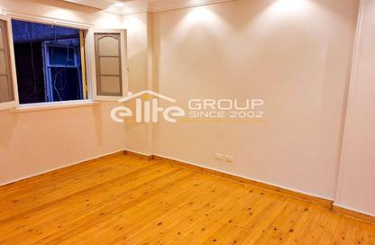 Apartment - 3 Bedrooms - 2 Bathrooms for sale in Camp Chezar - Hay Wasat - Alexandria