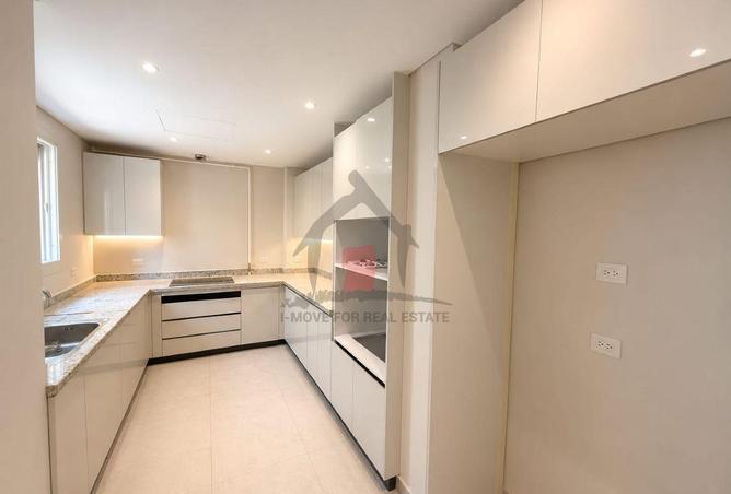 102058130 - Property Image 3