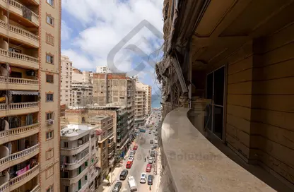 Apartment - 4 Bedrooms - 3 Bathrooms for sale in Khalil Hamada St. - Sidi Beshr - Hay Awal El Montazah - Alexandria