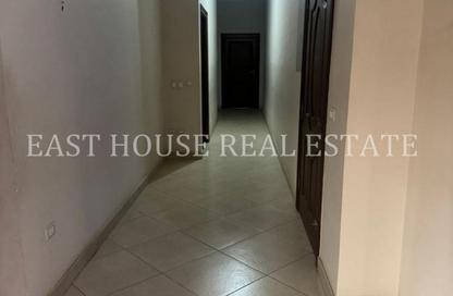 Apartment - 4 Bedrooms - 2 Bathrooms for rent in Ganoob El Acadimia - New Cairo City - Cairo
