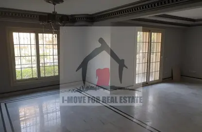 شقة - 3 غرف نوم - 2 حمامات للبيع في الحي العاشر - الشيخ زايد - الجيزة