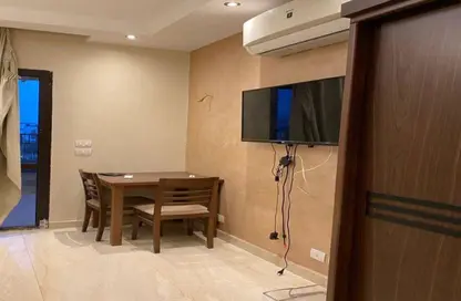 شقة - 1 حمام للايجار في ذا كورت ياردز - كمبوندات الشيخ زايد - الشيخ زايد - الجيزة