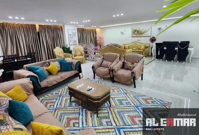 8678043 - Property Image 2