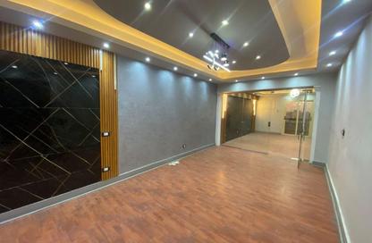 Office Space - Studio - 2 Bathrooms for rent in Gameat Al Dewal Al Arabeya St. - Mohandessin - Giza