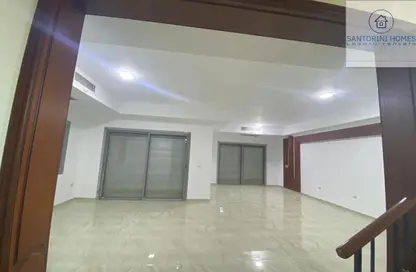 فيلا - 5 غرف نوم - 4 حمامات للايجار في كمبوند فيلدج جاردن القطامية - كمبوندات التجمع الخامس - التجمع الخامس - مدينة القاهرة الجديدة - القاهرة