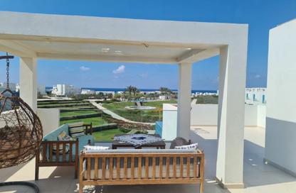 Penthouse - 3 - 2 for sale in Fouka Bay - Ras Al Hekma - North Coast