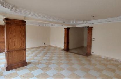 Apartment - 3 Bedrooms - 2 Bathrooms for rent in Street 216 - Degla - Hay El Maadi - Cairo