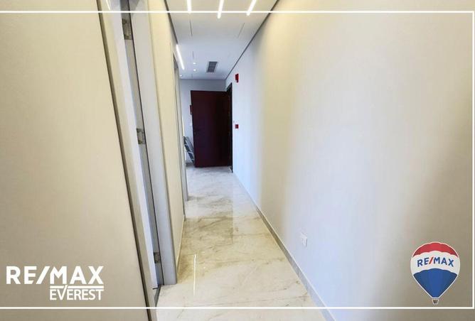 8636876 - Property Image 2