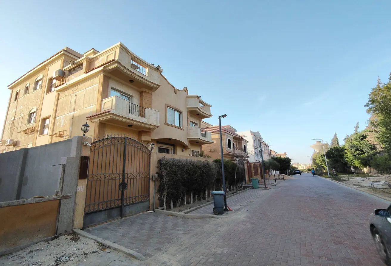 74321950 - Property Main Image