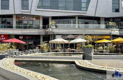 Shop - Studio - 1 Bathroom for sale in The Yard Mall - New Cairo City - Cairo