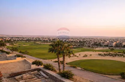Villa - 4 Bedrooms - 5 Bathrooms for sale in New Giza - Cairo Alexandria Desert Road - 6 October City - Giza