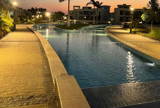 2OcE7YySSXo - Property Image 3