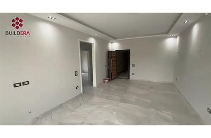 Apartment - 3 Bedrooms - 2 Bathrooms for sale in Bait Alwatan - The 5th Settlement - New Cairo City - Cairo